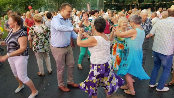 Potańcówka dyskoteka, organizacja imprez - Wypożyczalnia Atrakcji