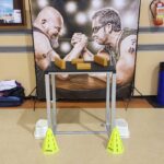 Stół do siłownia na rękę - Armwrestling - Wypożyczalnia Atrakcji