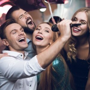 Karaoke na imprezę firmową - wynajem karaoke, organizacja karaoke na evencie, karaoke night